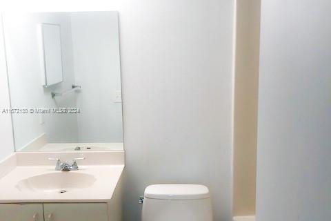 Condo in Hollywood, Florida, 1 bedroom  № 1394327 - photo 15