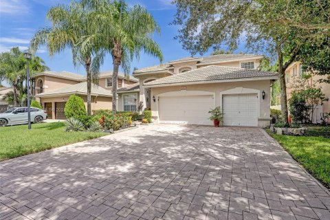 Villa ou maison à vendre à Coral Springs, Floride: 5 chambres, 291.06 m2 № 750102 - photo 6