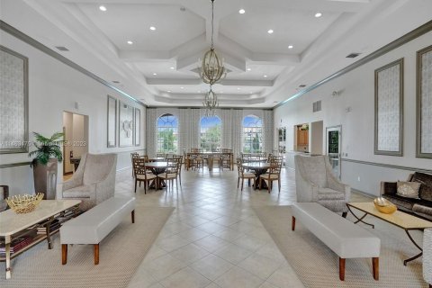 Casa en venta en Coral Springs, Florida, 5 dormitorios, 291.06 m2 № 750102 - foto 30