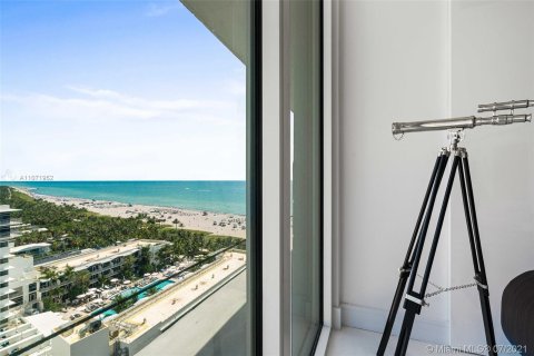 Apartment in Miami Beach, Florida 2 bedrooms, 138.42 sq.m. № 25903 - photo 5