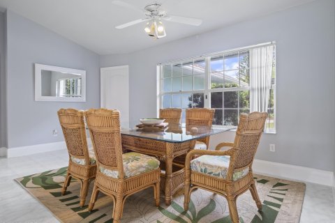 Casa en venta en Palm Coast, Florida, 258.92 m2 № 773907 - foto 16
