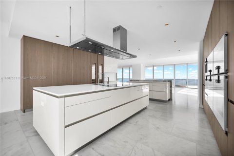 Condo in Sunny Isles Beach, Florida, 5 bedrooms  № 1428354 - photo 6