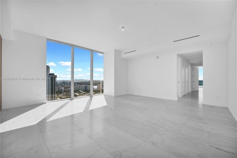 Condo in Sunny Isles Beach, Florida, 5 bedrooms  № 1428354 - photo 4