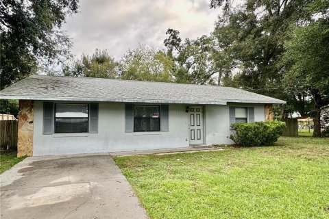 Casa en venta en Ocala, Florida, 3 dormitorios, 111.85 m2 № 1385423 - foto 1