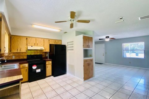 Casa en venta en Ocala, Florida, 3 dormitorios, 111.85 m2 № 1385423 - foto 4