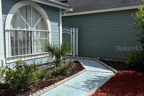 House in Apopka, Florida 3 bedrooms, 137.77 sq.m. № 1349795 - photo 3