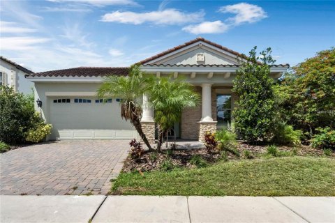 Casa en alquiler en Orlando, Florida, 4 dormitorios, 210.61 m2 № 1350454 - foto 1