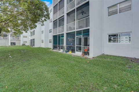 Condominio en venta en Dania Beach, Florida, 2 dormitorios, 106.84 m2 № 866522 - foto 28