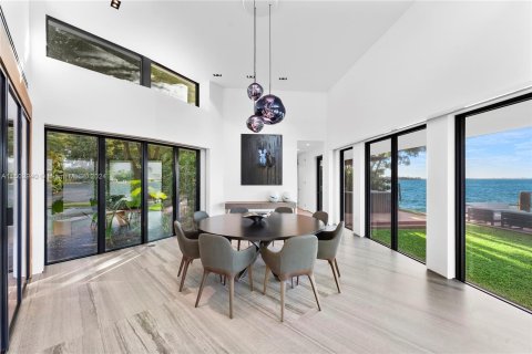 Villa ou maison à vendre à Miami Beach, Floride: 4 chambres, 471.66 m2 № 931836 - photo 28