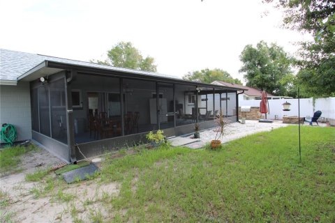 House in Kissimmee, Florida 4 bedrooms, 106.56 sq.m. № 1359851 - photo 30