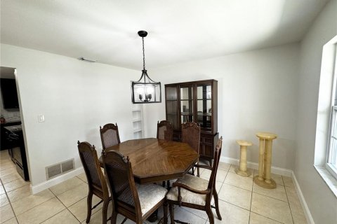 Casa en venta en Altamonte Springs, Florida, 4 dormitorios, 213.86 m2 № 1341509 - foto 6