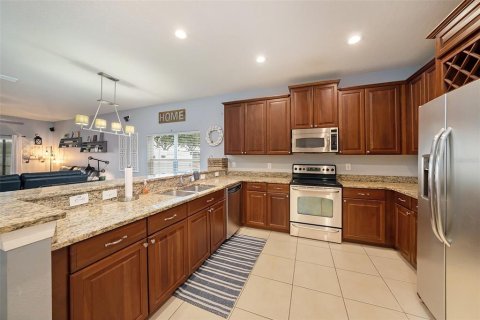 Casa en venta en Land O' Lakes, Florida, 4 dormitorios, 170.94 m2 № 1350084 - foto 11