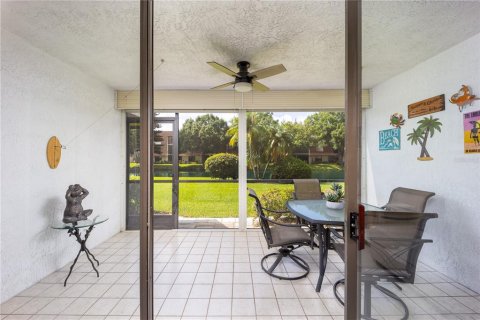 Condo in Port St. Lucie, Florida, 2 bedrooms  № 1347330 - photo 11