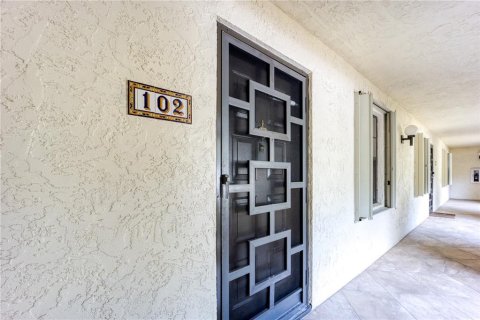 Condo in Port St. Lucie, Florida, 2 bedrooms  № 1347330 - photo 22