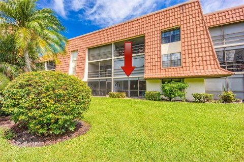 Condo in Port St. Lucie, Florida, 2 bedrooms  № 1347330 - photo 16