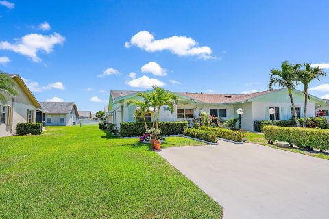 Villa ou maison à vendre à West Palm Beach, Floride: 2 chambres, 115.76 m2 № 1132909 - photo 19