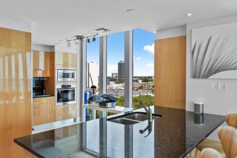 Condo in Miami Beach, Florida, 3 bedrooms  № 1222010 - photo 14