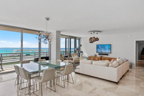 Condo in Miami Beach, Florida, 3 bedrooms  № 1222010 - photo 4