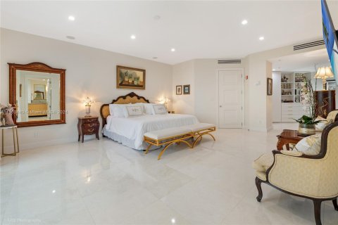 Condominio en venta en Coral Gables, Florida, 3 dormitorios, 296.36 m2 № 1221944 - foto 18