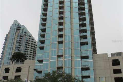 Condominio en venta en Tampa, Florida, 2 dormitorios, 107.49 m2 № 848427 - foto 3