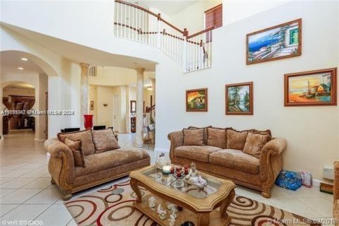 Villa ou maison à vendre à Cutler Bay, Floride: 5 chambres, 438.22 m2 № 1348536 - photo 28