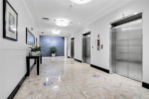 Copropriété à vendre à Miami Beach, Floride: 1 chambre, 77.76 m2 № 1348492 - photo 13