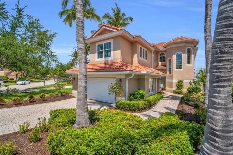 Villa ou maison à vendre à Punta Gorda, Floride: 3 chambres, 257.8 m2 № 1122583 - photo 19