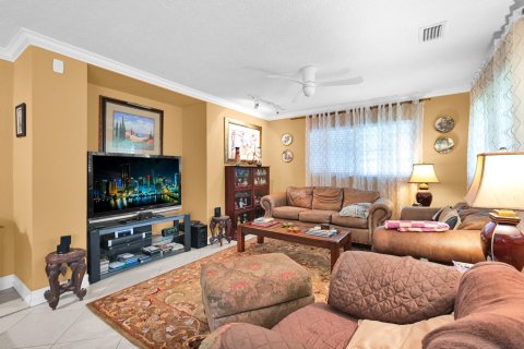 Villa ou maison à vendre à Oakland Park, Floride: 2 chambres, 229.1 m2 № 1141275 - photo 29