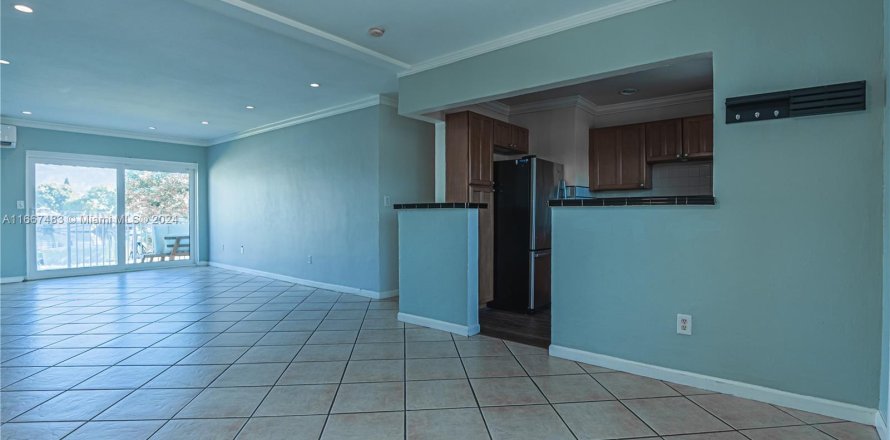 Condo in North Miami, Florida, 1 bedroom  № 1385903