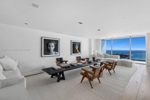 Condominio en venta en Bal Harbour, Florida, 3 dormitorios, 335.1 m2 № 1385901 - foto 4