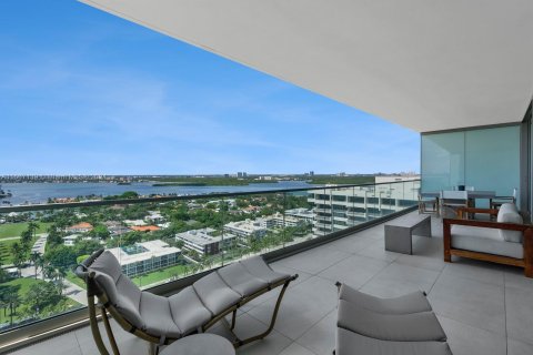 Condominio en venta en Bal Harbour, Florida, 3 dormitorios, 335.1 m2 № 1385901 - foto 27