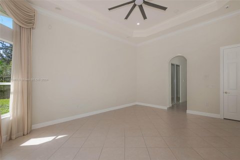 House in Miramar, Florida 5 bedrooms, 349.87 sq.m. № 1385902 - photo 30