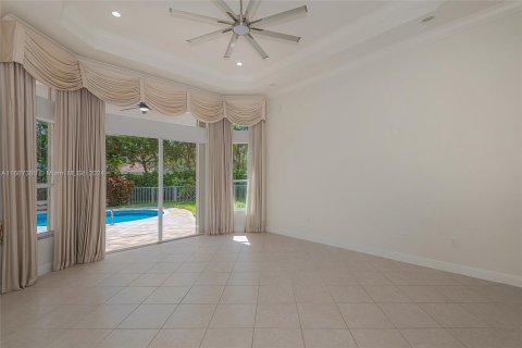 House in Miramar, Florida 5 bedrooms, 349.87 sq.m. № 1385902 - photo 28