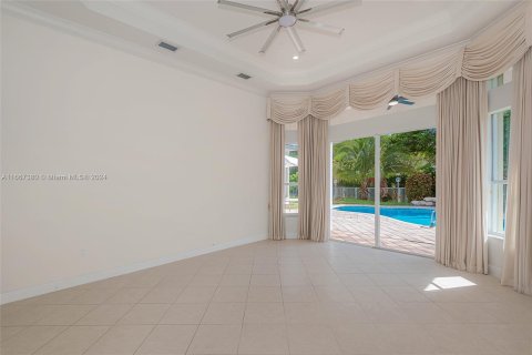 House in Miramar, Florida 5 bedrooms, 349.87 sq.m. № 1385902 - photo 29