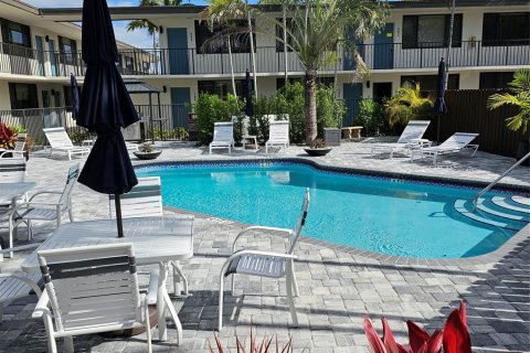 Condominio en venta en Wilton Manors, Florida, 1 dormitorio, 63.64 m2 № 1128853 - foto 2