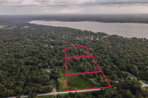 Terreno en venta en Lake Panasoffkee, Florida № 1336401 - foto 3