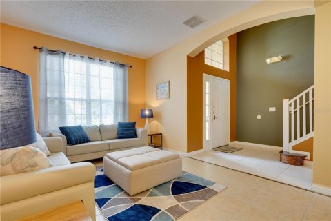 Villa ou maison à vendre à Kissimmee, Floride: 7 chambres, 263.29 m2 № 1081942 - photo 4