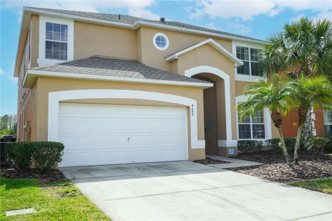 House in Kissimmee, Florida 7 bedrooms, 263.29 sq.m. № 1081942 - photo 2