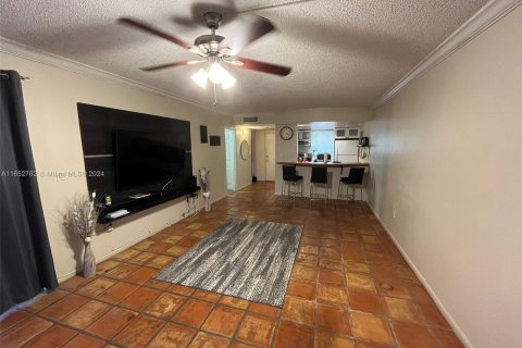 Condominio en alquiler en Boca Raton, Florida, 1 dormitorio, 72.46 m2 № 1348121 - foto 1