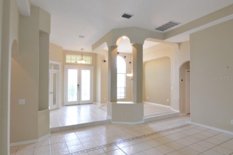 House in Tampa, Florida 4 bedrooms, 319.4 sq.m. № 1323812 - photo 11