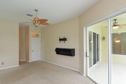 House in Tampa, Florida 4 bedrooms, 319.4 sq.m. № 1323812 - photo 27