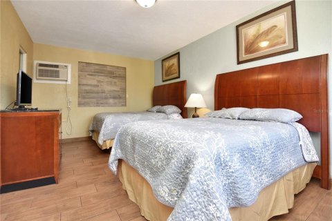 Hôtel, hôtellerie à vendre à Daytona Beach, Floride: 1057.69 m2 № 1290310 - photo 11