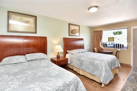 Hôtel, hôtellerie à vendre à Daytona Beach, Floride: 1057.69 m2 № 1290310 - photo 12