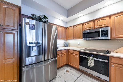 Condo in Punta Gorda, Florida, 3 bedrooms  № 242177 - photo 9