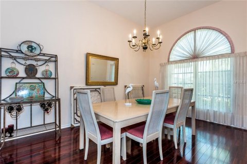 Villa ou maison à louer à Punta Gorda, Floride: 3 chambres, 210.42 m2 № 242175 - photo 6