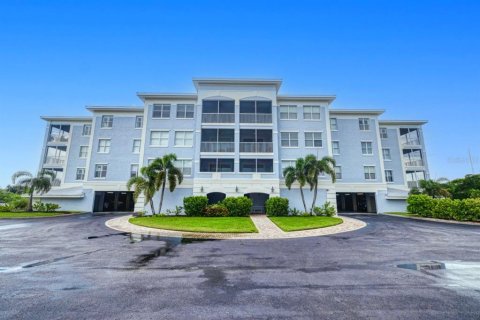 Copropriété à vendre à Punta Gorda, Floride: 2 chambres, 125.51 m2 № 1341802 - photo 1