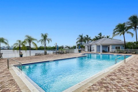 Copropriété à vendre à Punta Gorda, Floride: 2 chambres, 125.51 m2 № 1341802 - photo 25