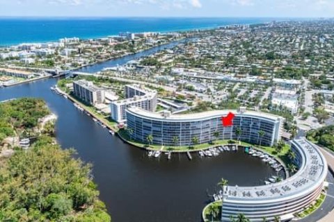 Condominio en venta en Deerfield Beach, Florida, 2 dormitorios, 117.8 m2 № 1168829 - foto 16