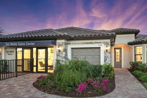 House in DEL WEBB NAPLES in Immokalee, Florida 2 bedrooms, 210 sq.m. № 56947 - photo 13
