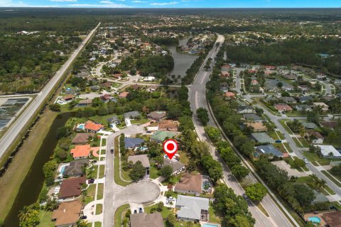 House in Royal Palm Beach, Florida 3 bedrooms, 158.58 sq.m. № 1142401 - photo 6